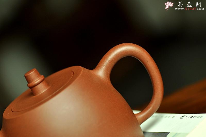 紫砂壶图片：顾氏遗风 精品代表作 全手大品汉铎 挺拔俊美 夏日畅饮~ - 美壶网