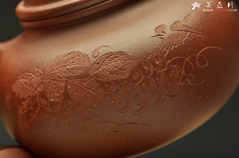 紫砂壶图片：实用精品 许宏俊供料 李昌鸿装饰 小容天 不再接受定做 - 美壶网