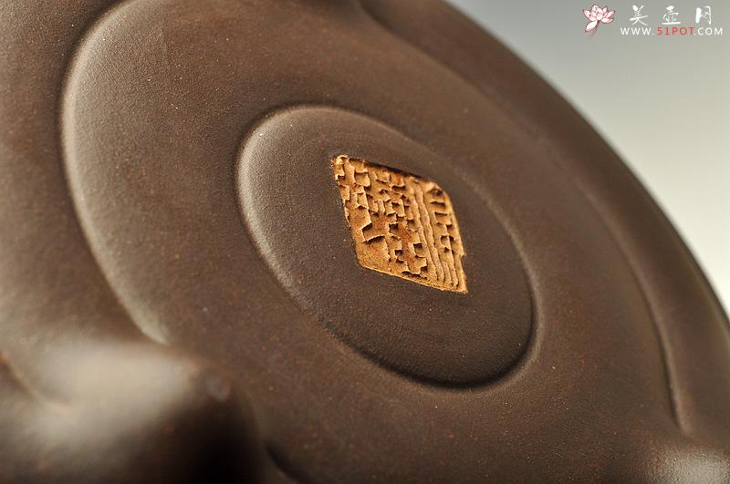 紫砂壶图片：花货实力派孙伟强作品  徐汉棠风格之福寿延年 灵芝壶 雄厚蕴古 - 美壶网