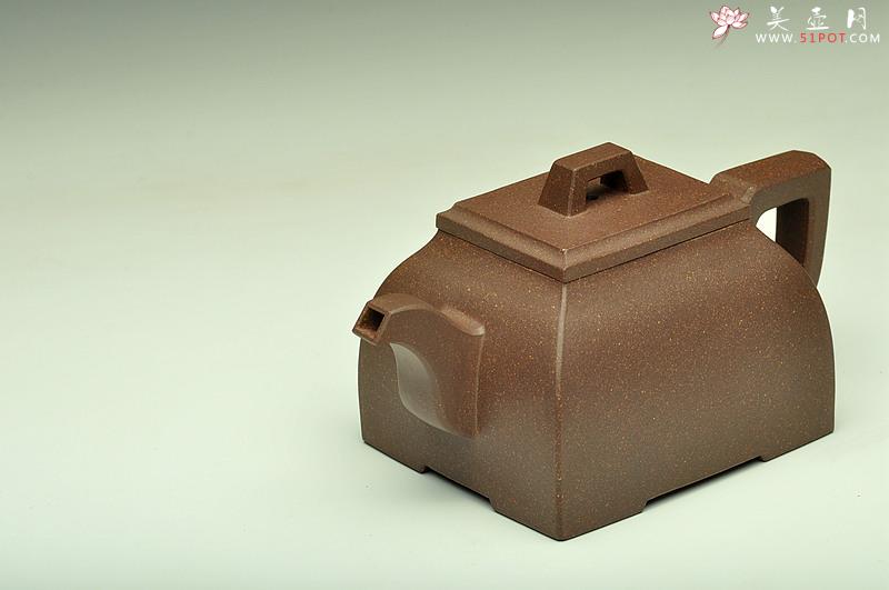 紫砂壶图片：厚重大气  全手琮鼎四方 - 美壶网