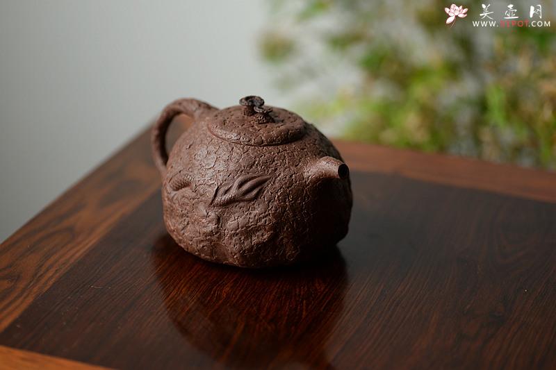 紫砂壶图片：古拙大气  全手游龙龚春 谢多莲最新作品 - 美壶网