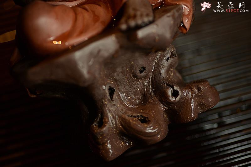 紫砂壶图片：历时两年创作~王健扛鼎之作十八罗汉之持杖罗汉和长眉罗汉~ - 美壶网