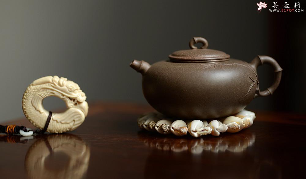 紫砂壶图片：实力派潘丹初 优质青段 国画入壶 秀雅文气 全手原创福竹o(∩_∩)o  - 美壶网