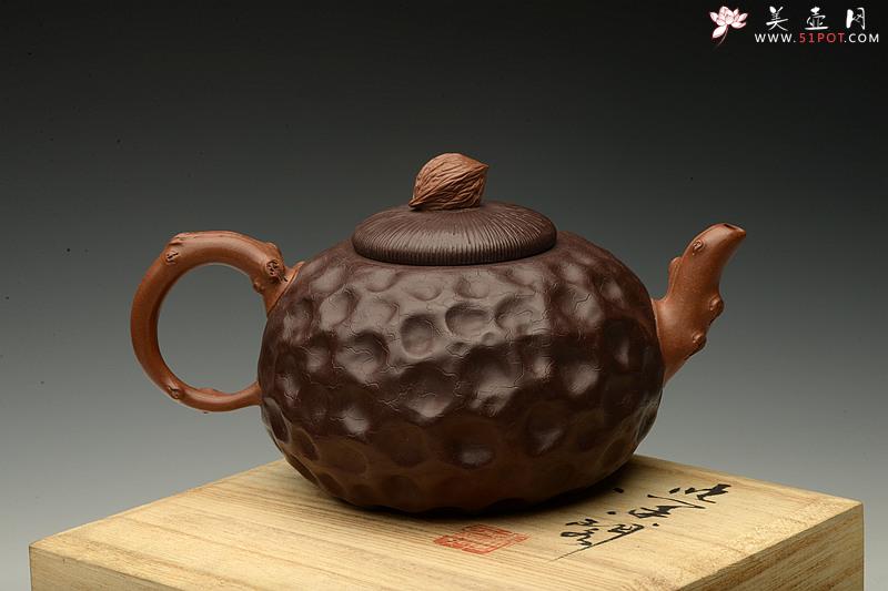 紫砂壶图片：原创作品 孙伟强张新亚合作 菩提 沧桑自然 贴叶精湛 - 美壶网