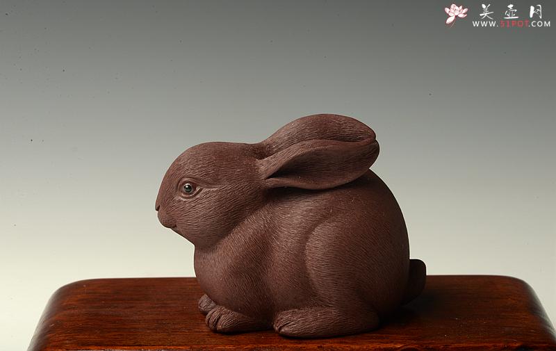 紫砂壶图片：神态细腻 精品茶宠 栩栩如生 精制版的拉毛兔兔一套 - 美壶网