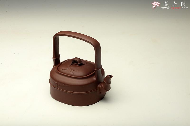 紫砂壶图片：方圆堂许嘉年实力之作 全手工大赛作品 全手智竹提梁 方圆花器结合 - 美壶网