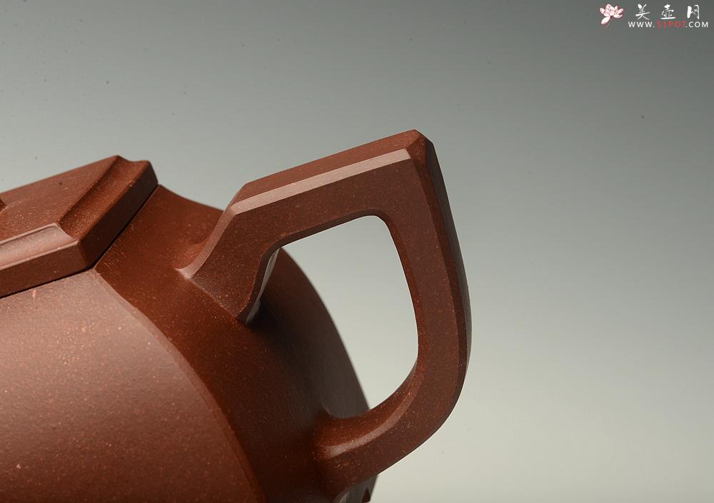 紫砂壶图片:厚重大气 全手琮鼎四方 - 美壶网