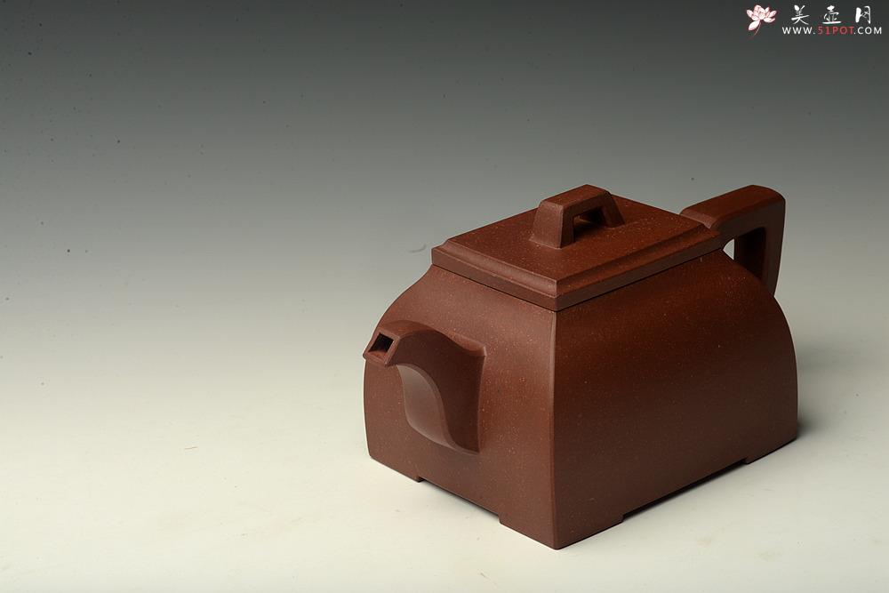 紫砂壶图片:厚重大气 全手琮鼎四方 - 美壶网