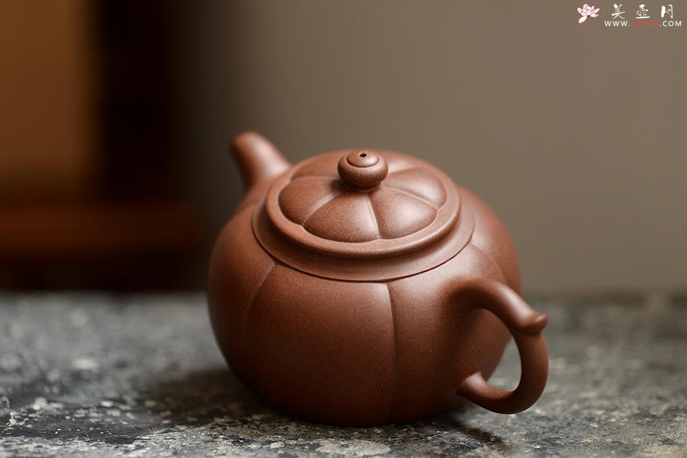 紫砂壶图片：徐亚春老师新作 身桶饱满 明针优秀~筋纹 六合 - 美壶网