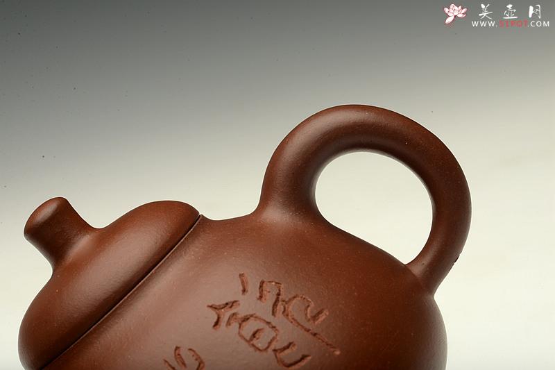 紫砂壶图片：何健作品 毛国强装饰 全手三足乳鼎 强强联合 值得珍藏~ - 美壶网