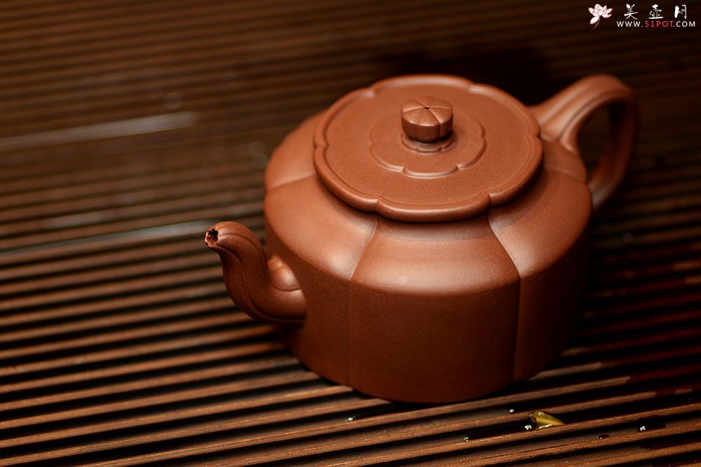 紫砂壶图片：方圆堂许嘉年 经典代表作 全手梅花周盘 浑厚大气  - 美壶网