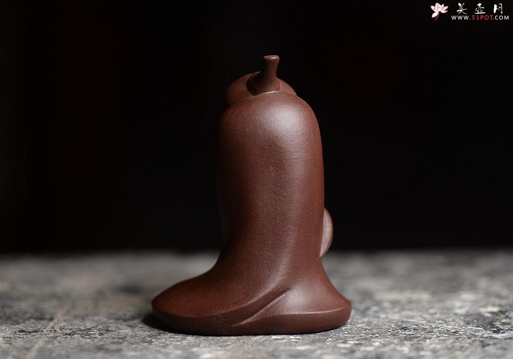 紫砂壶图片:高尚出俗 高士茶宠 做工精细 原矿紫泥 - 美壶网