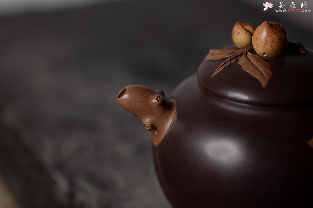 紫砂壶图片：原创作品 孙伟强张新亚合作 寿桃 饱满大气 贴叶精湛 - 美壶网