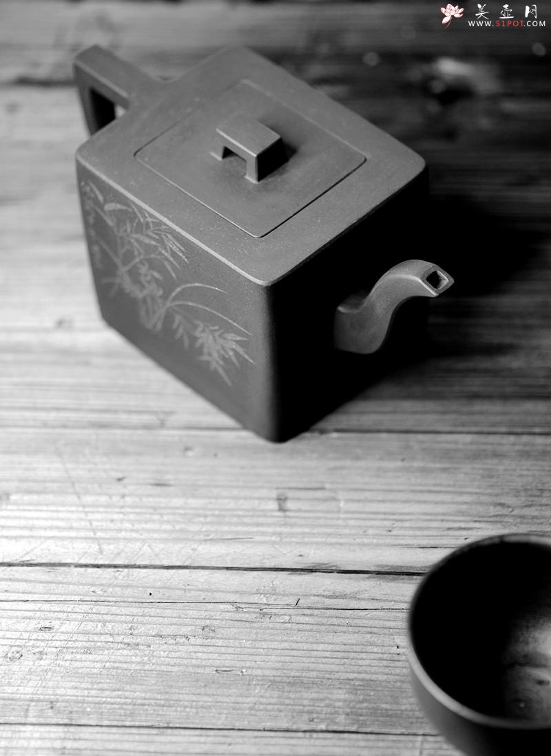 紫砂壶图片：许浒甲午年力作 全手工玉鼎四方 大品重器 雄厚古朴 单片拍打  - 美壶网