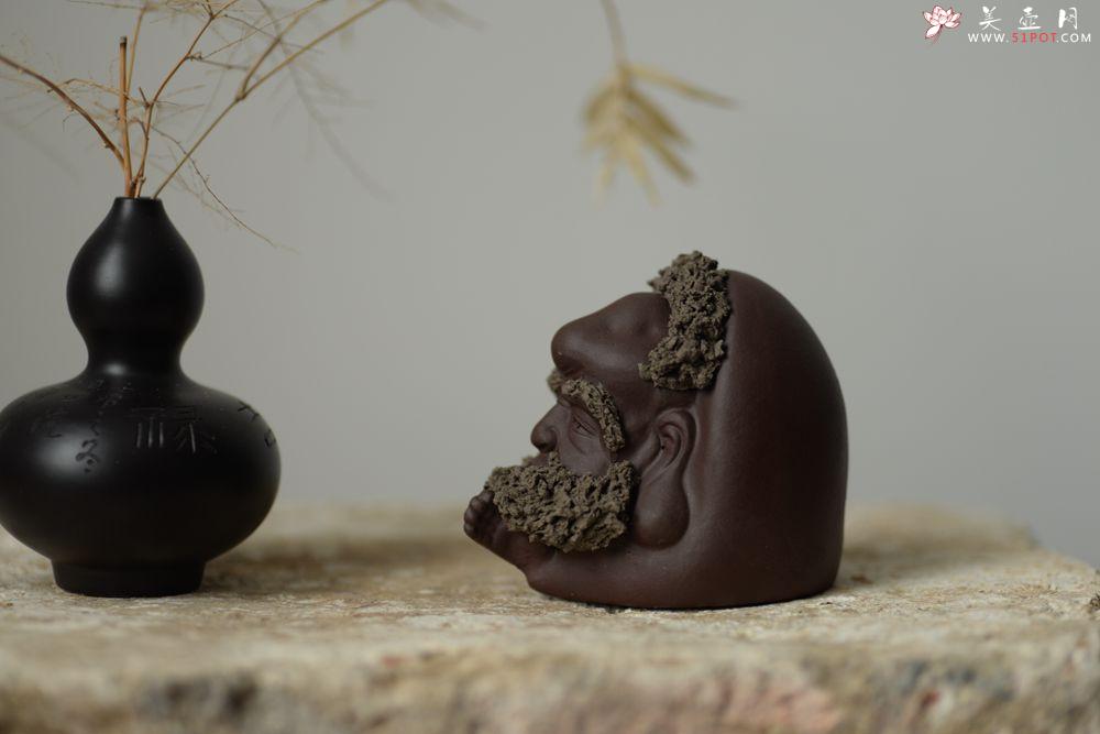 紫砂壶图片：原矿紫泥  神态生动  宁静悟禅 茶宠 - 美壶网