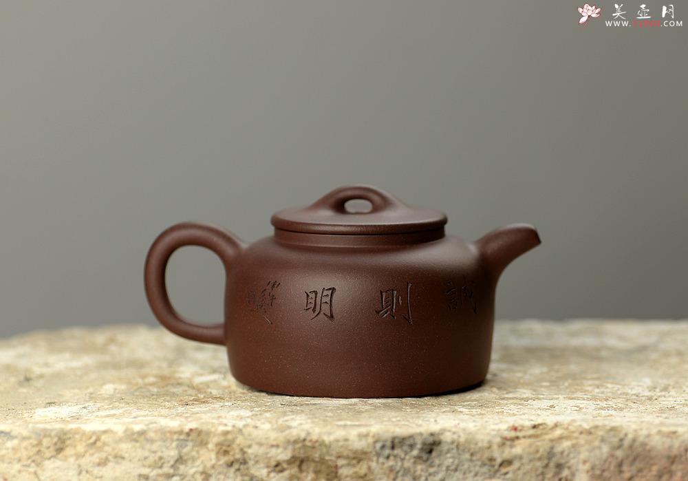 紫砂壶图片：徐亚春年终之作 全手平盖莲子 传统实用器形 陆逸舟刻梅~ - 美壶网