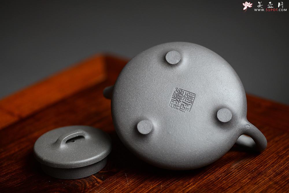 紫砂壶图片：周斌新作 知秋精炼刀法 蕉阴浓处烹新茶 全手大口石瓢 - 美壶网