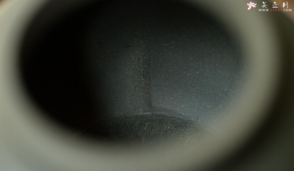 紫砂壶图片：深得其味 民国绿泥 全手寿珍掇球 霸气 经典再现 - 美壶网