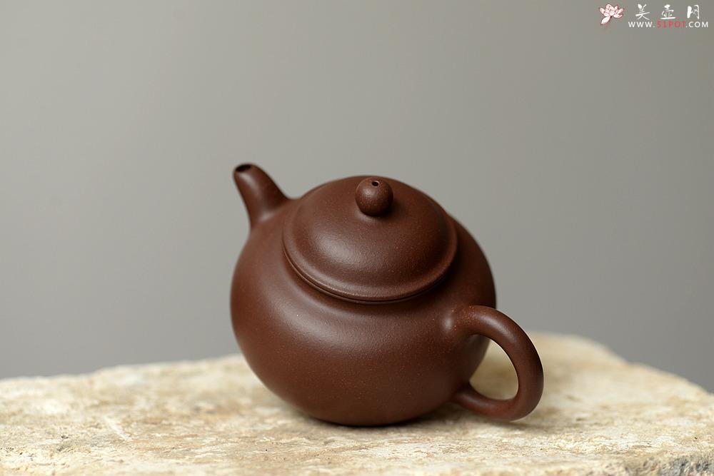 紫砂壶图片：油润老紫泥 杀茶利器 灵巧清秀 全手小掇只 - 美壶网