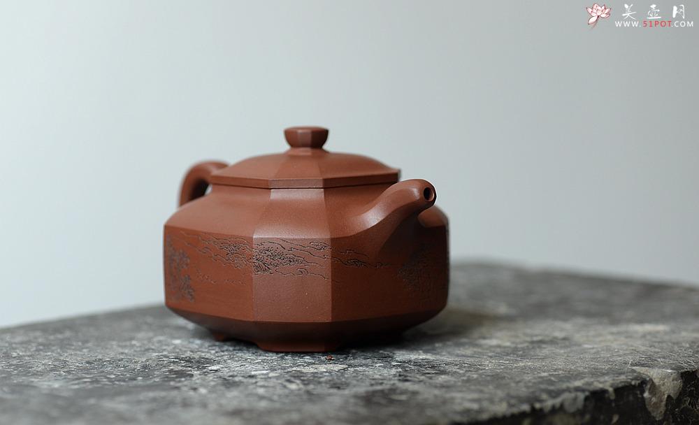 紫砂壶图片：何卫枫全手新品 经典大气  全手储铭八方 袁德波装饰 - 美壶网
