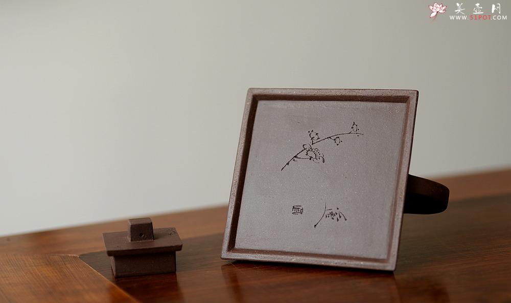 紫砂壶图片： 线条挺拔  全手镶片升方 优质紫泥 - 美壶网