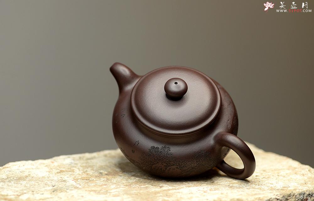 紫砂壶图片：稳重大气 大仿古 通转山水 原矿老紫泥 - 美壶网