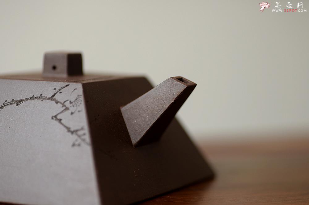 紫砂壶图片： 线条挺拔  全手镶片升方 优质紫泥 - 美壶网