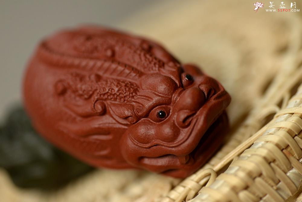 紫砂壶图片：紫砂摆件 做工精致 栩栩如生 鲤鱼~金蟾 - 美壶网