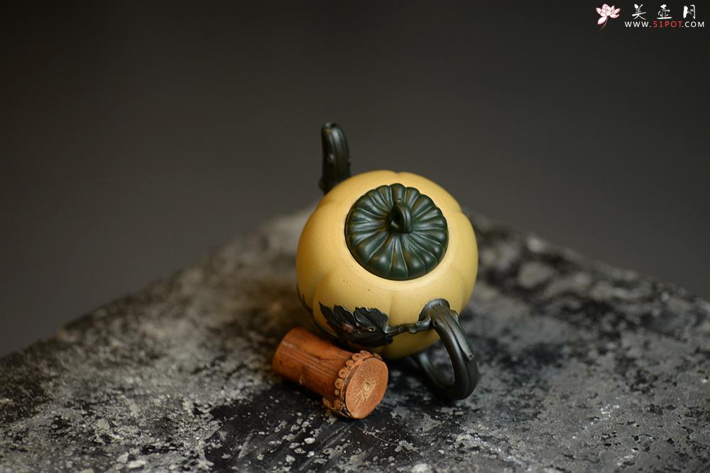 紫砂壶图片：原创作品 本段小金瓜 灵巧曼妙 夏日利器 孙伟强张新亚合作 - 美壶网