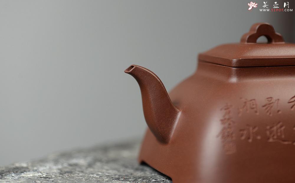 紫砂壶图片：何卫枫全手新作 强强联合 国工师陈宏林装饰 全手经典孤菱 - 美壶网