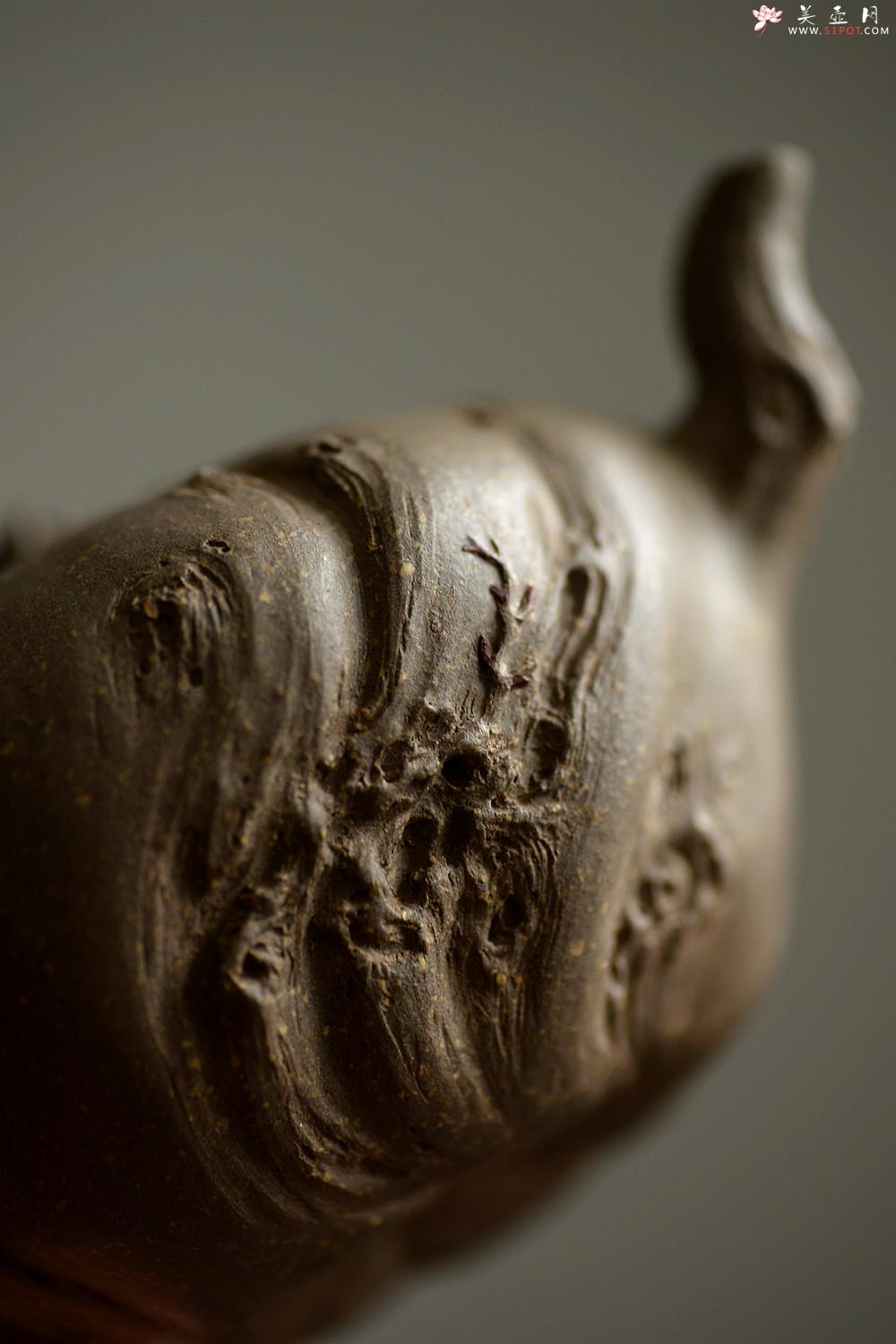 紫砂壶图片：林月长乙未年全手作品 返璞归真 清瘦山野清趣  香山秋林 - 美壶网