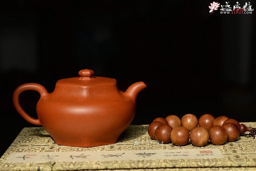 紫砂壶图片：潘小东乙未年新作  精品红降坡 实力作品 行方智圆 全手古韵 - 美壶网