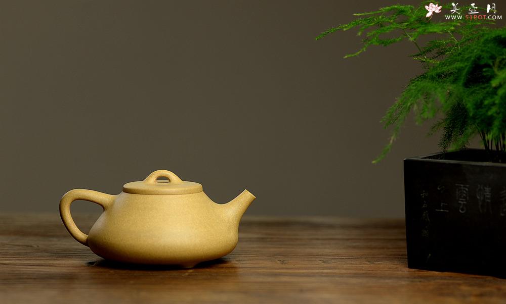 紫砂壶图片：顾小英全手子冶石瓢  器形端正~ 骨肉均挺 传统实用 - 美壶网
