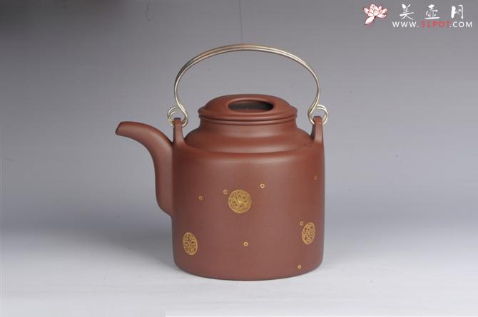 紫砂壶图片：描金皮球花3号洋桶壶 - 美壶网