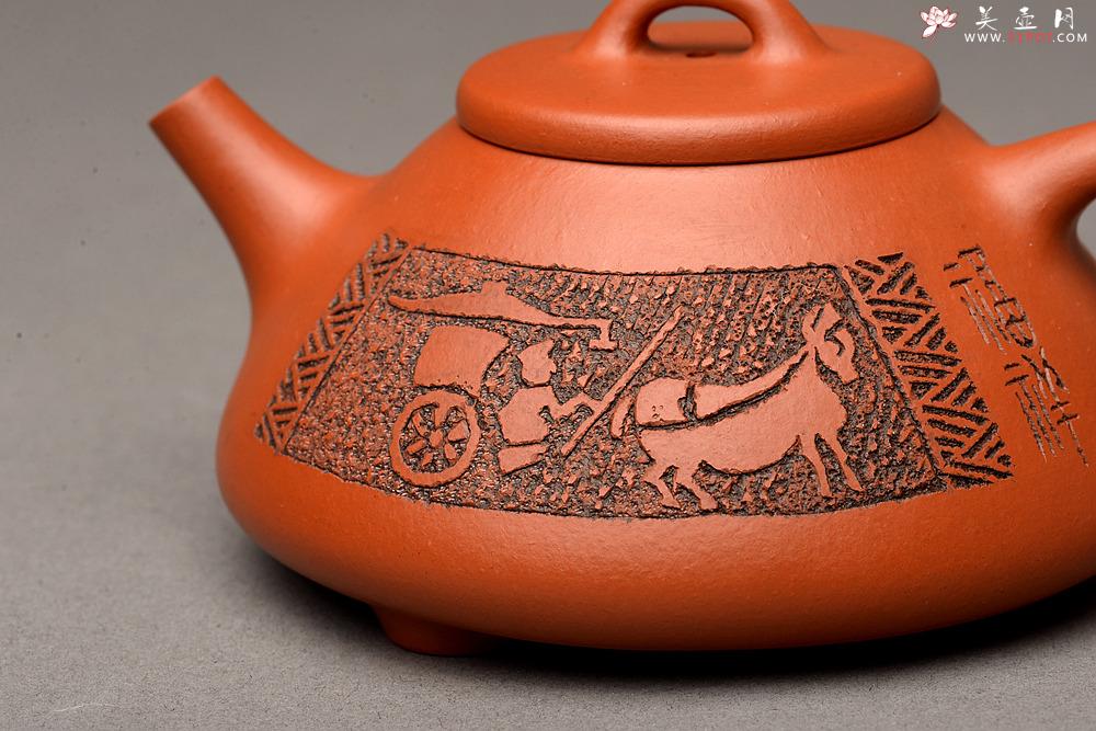 紫砂壶图片：徐亚春作品 优质朱泥 子冶石瓢 啄砂装饰 文气实用 - 美壶网