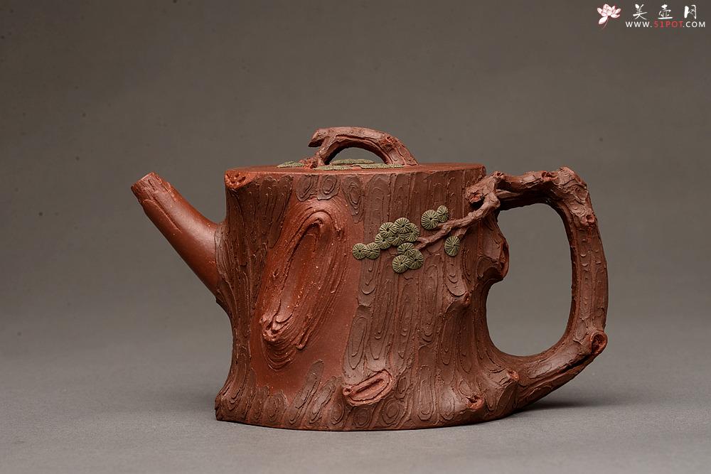 紫砂壶图片：优质地槽青 全手双色大黑松 引人流连 苍劲古松 - 美壶网