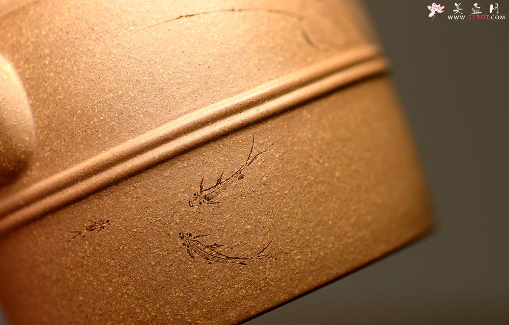 紫砂壶图片：国助工唐文新作 至雍壶 由游心堂主人装饰 - 美壶网