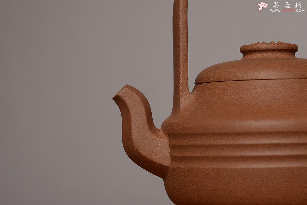 紫砂壶图片：钱建荷全手新作 书房茗器 博古提梁 做工精致 浑厚大气 - 美壶网