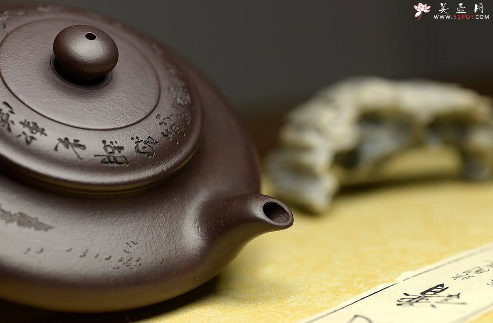 紫砂壶图片：精心之作 通景虚扁  李彦雄代表作 原矿老紫泥 - 美壶网