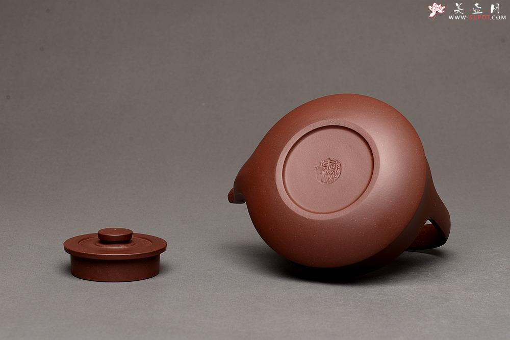 紫砂壶图片：钱建荷作品 全手经典提璧 精工典范 纯正底槽青 神韵犹存 - 美壶网