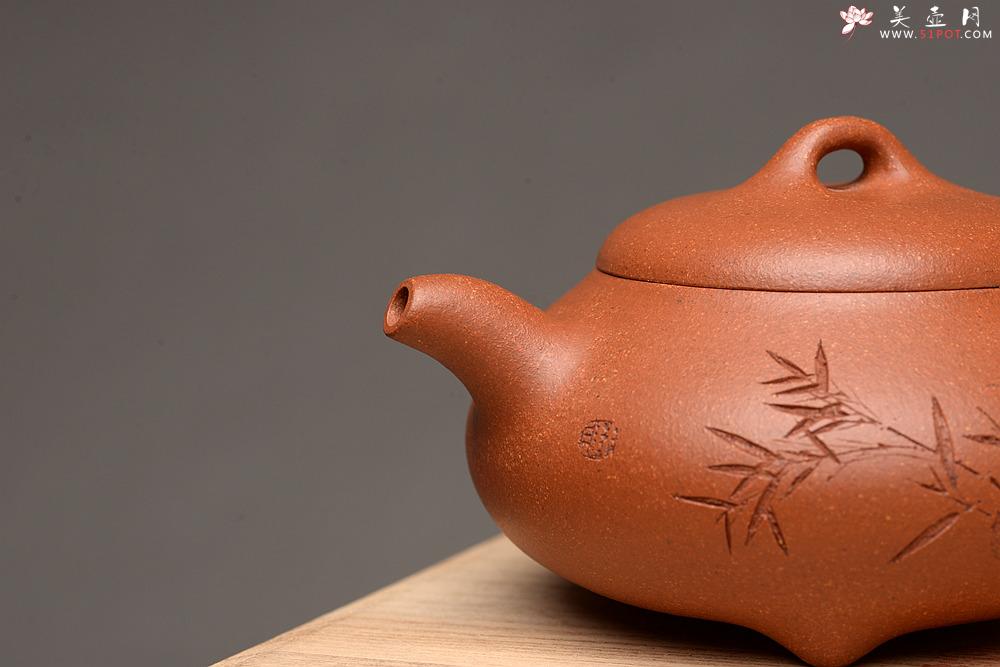 紫砂壶图片：文气十足 三足石瓢 降坡泥  - 美壶网