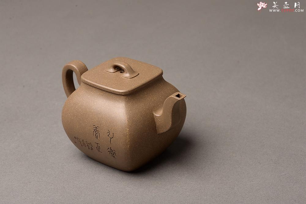 紫砂壶图片：顾文君乙未冬新品 平稳秀美 随方就圆 优质青段 全手雅亭四方 - 美壶网