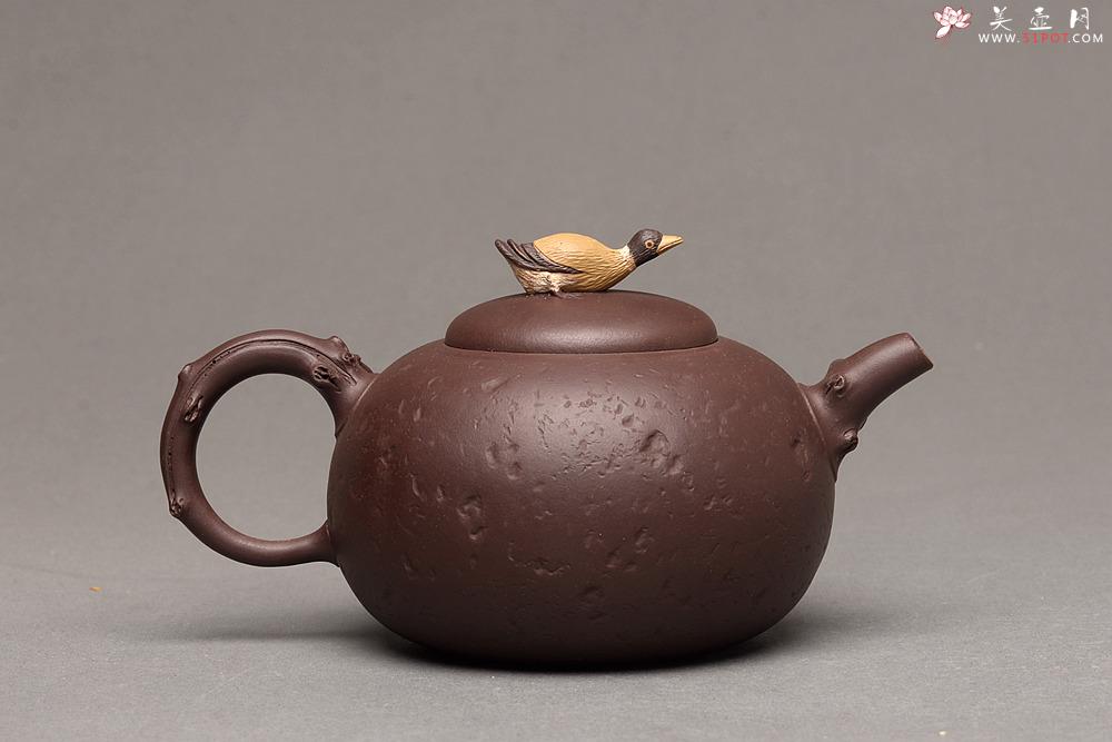 紫砂壶图片：诗情画意 春江水暖鸭先知 孙伟强张新亚原创作品 玩味不绝 - 美壶网