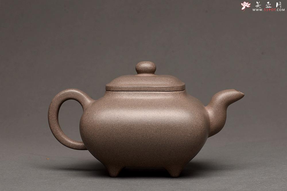 紫砂壶图片：何卫枫最新全手作品  厚重大气 经典传统 老辣传炉 优质青灰泥 - 美壶网