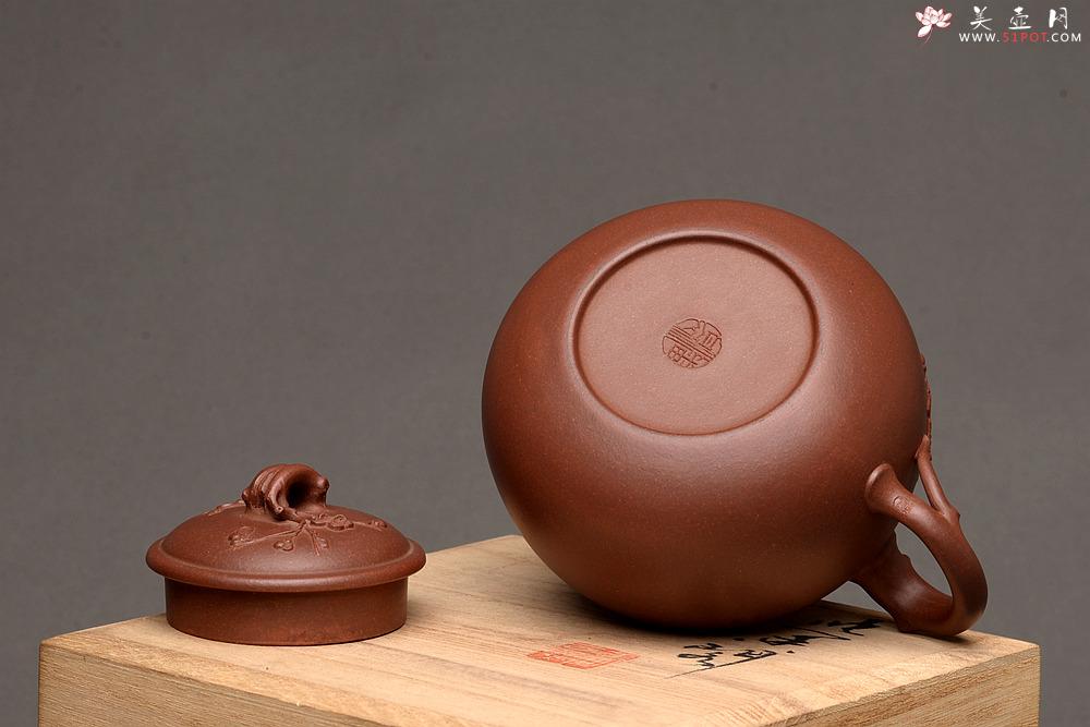 紫砂壶图片：江家风格 梅枝疏朗 贴叶精彩 全手寒香 - 美壶网