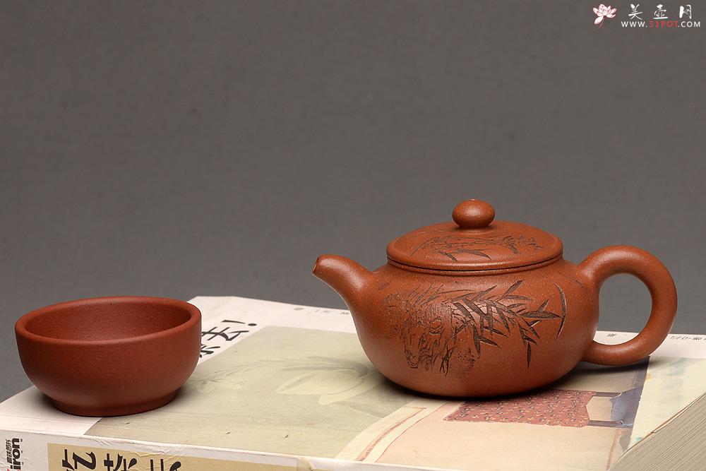 紫砂壶图片：传统经典 优质降坡泥~~小仿古 刻绘精致 仅此一把 - 美壶网