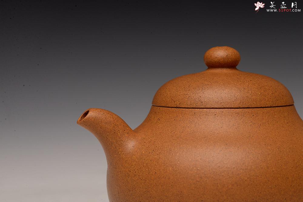 紫砂壶图片：一把好梨 老段泥 清风送爽 曲峰新作 黄梨 耐品 - 美壶网
