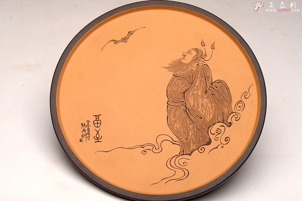 紫砂壶图片：美壶特惠 游心堂主人精刻 文气工笔罗汉系列 干泡台 文盘 送礼自玩佳品 - 美壶网