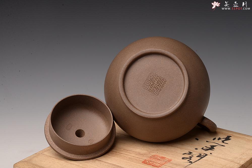 紫砂壶图片：钱林芳全手作品 汉隐壶 优质青灰泥 韵味独特 饱满俊雅 - 美壶网