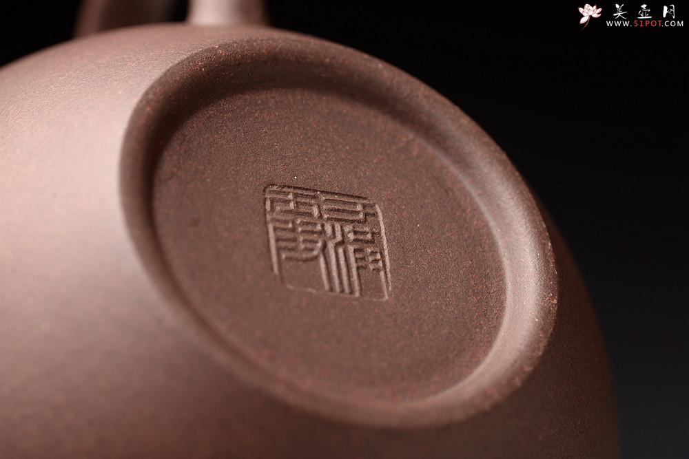 紫砂壶图片：邵春良老师供料 高温紫泥 全手摹古之抱翁 泥色沉稳 浑厚耐品~ - 美壶网